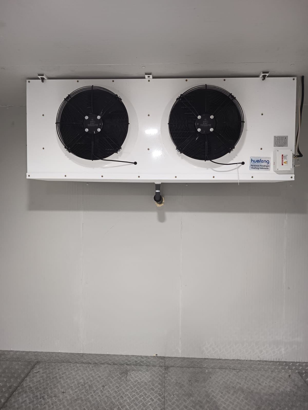 Evaporator dua kipas terpasang di dinding dalam cold room